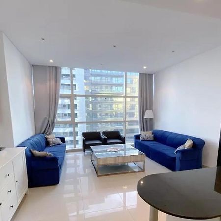 Entire Apartment - Marina - Spacious And Perfect Location Dubai Exterior photo